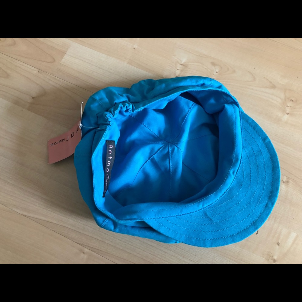 Blue hat 🧢 - Picture 3 of 6
